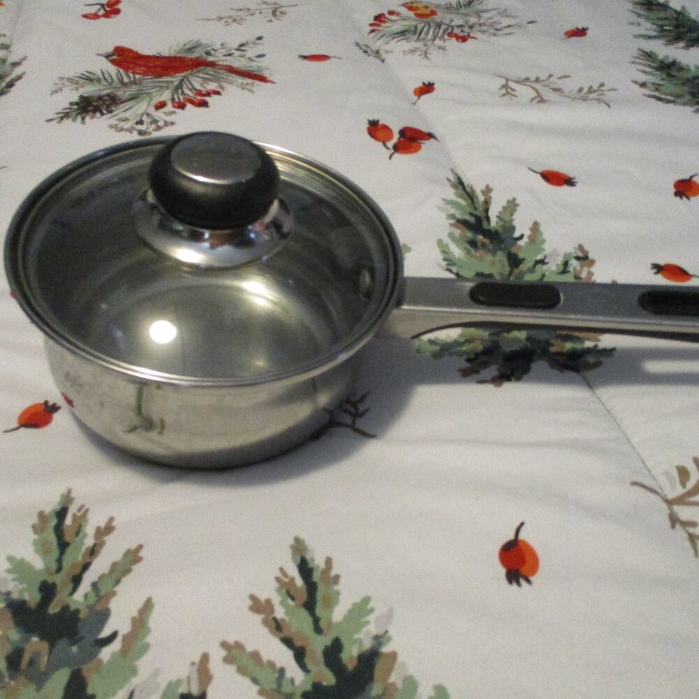 Oneida 1 Quart Stainless Steel Saucepan Pot‎ With Lid Kitchen Cookware